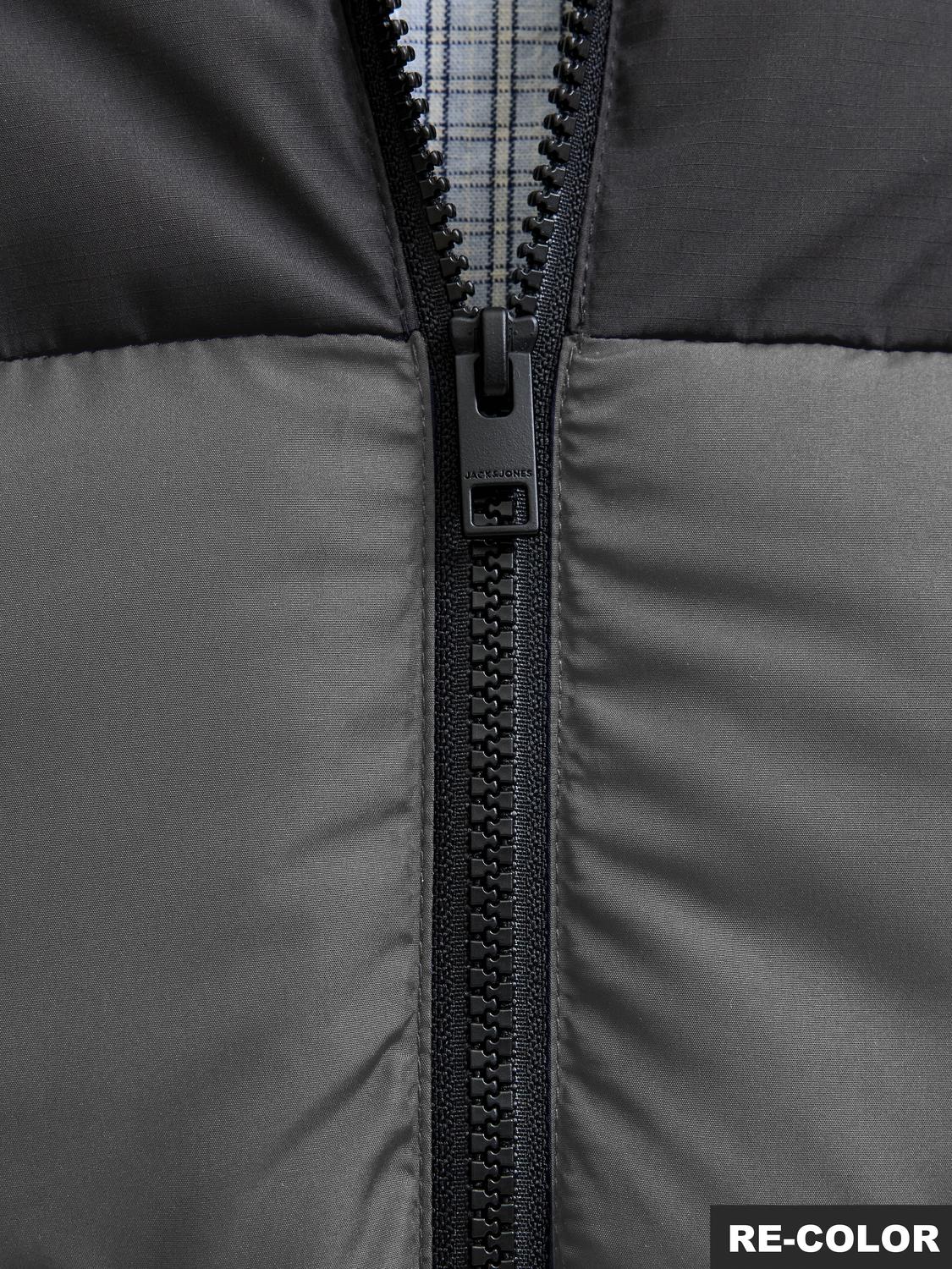 model_shot-detail