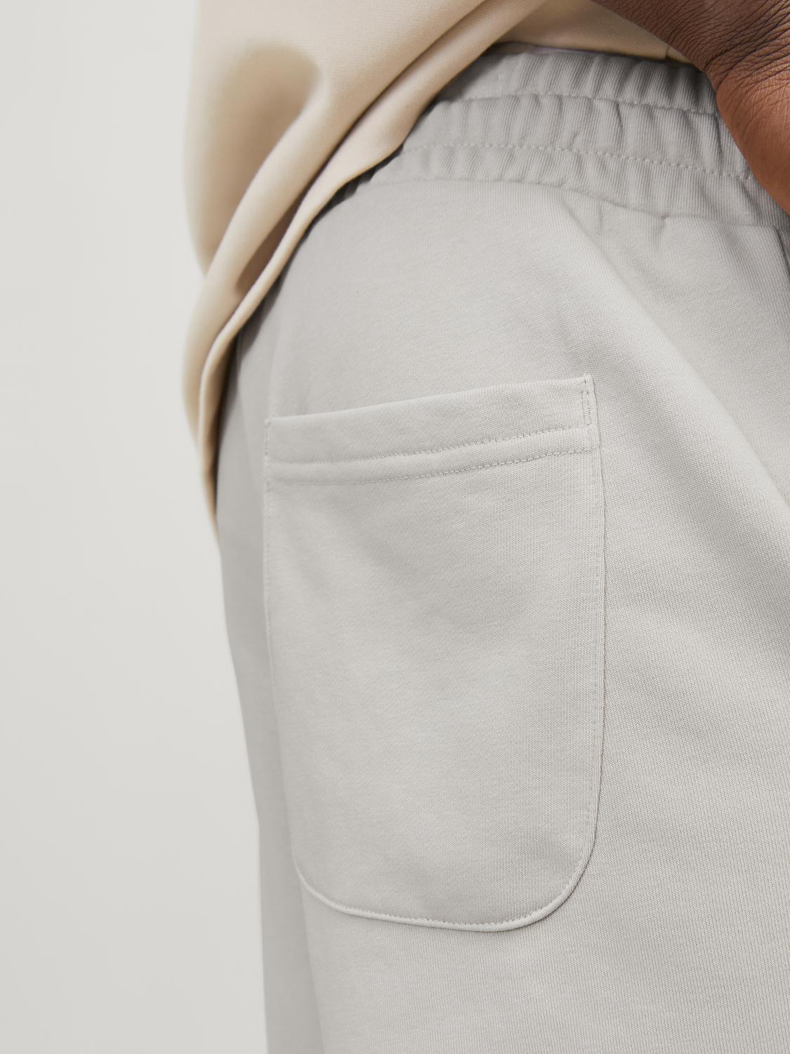 model_shot-detail