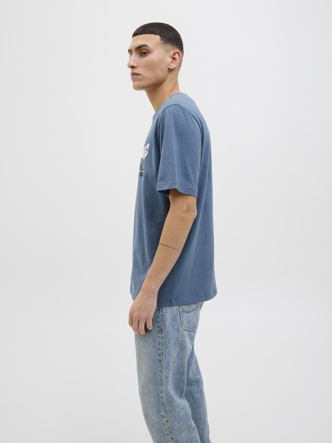 model_shot-detail
