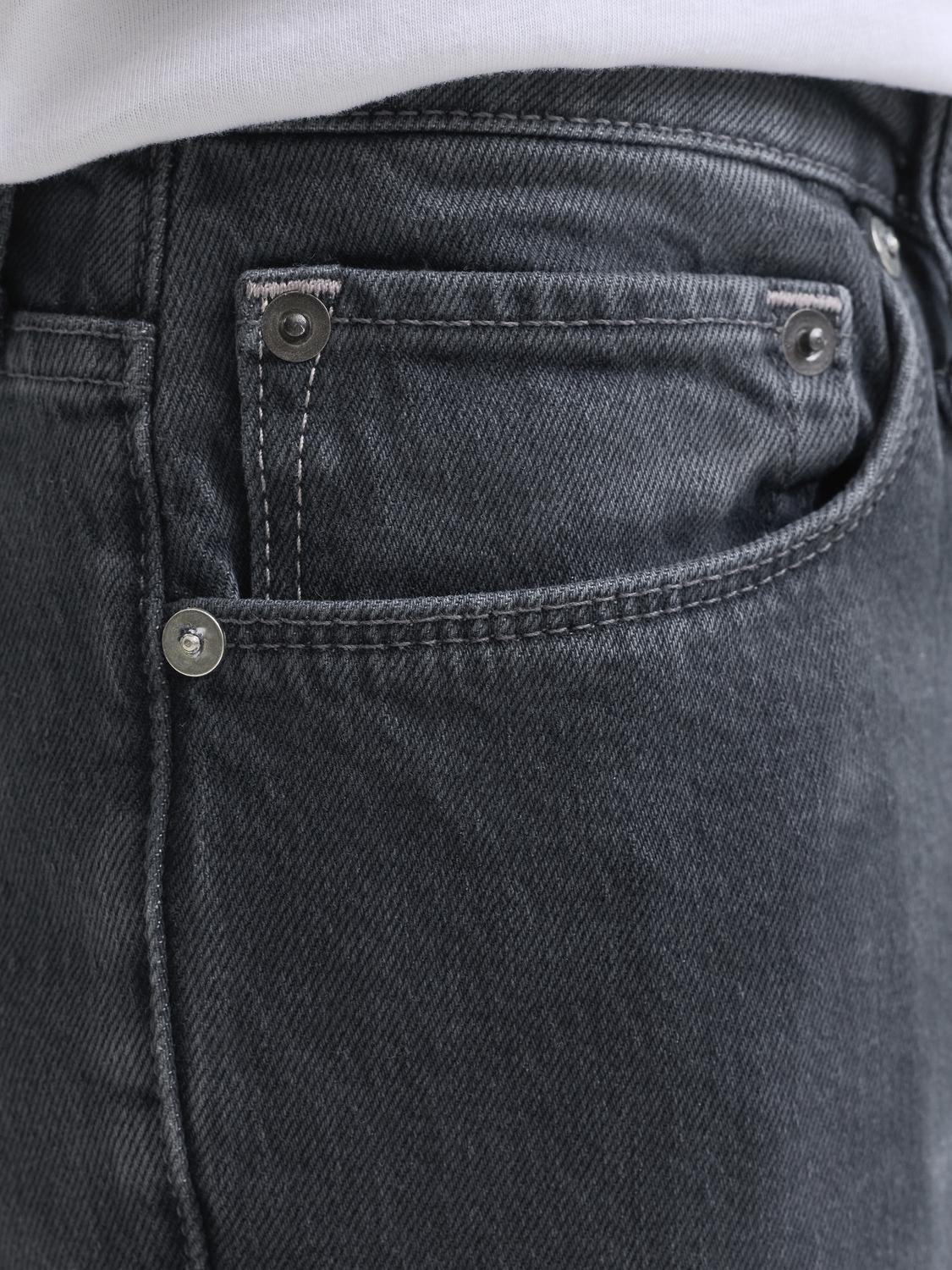 model_shot-detail