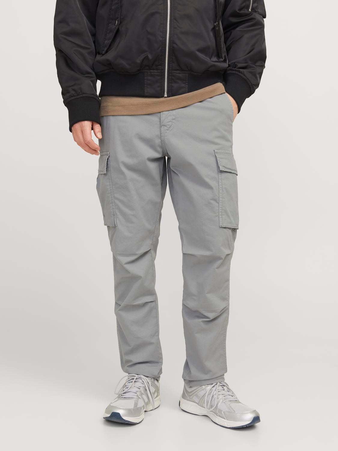 model_shot-front