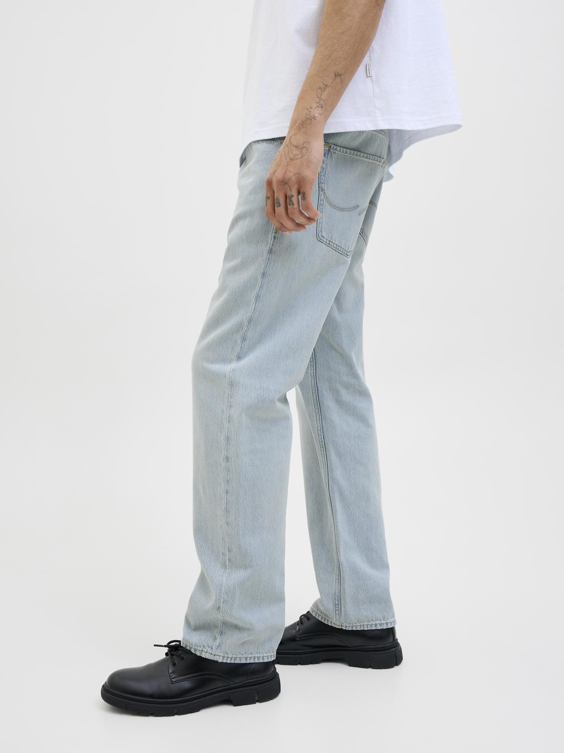 model_shot-detail