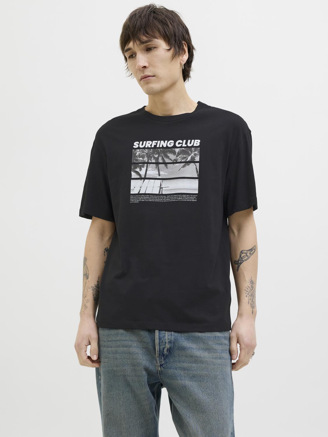 model_shot-front
