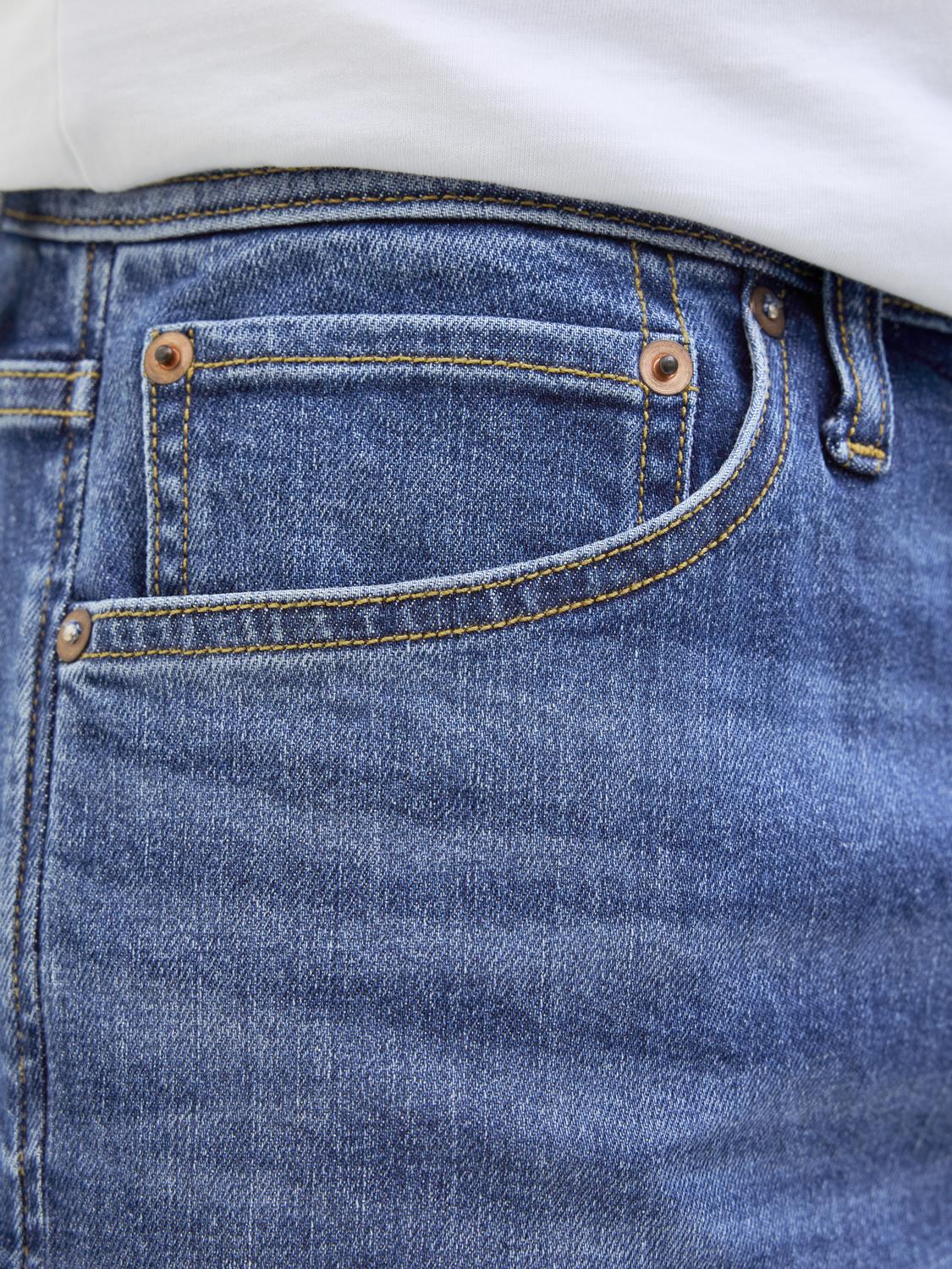model_shot-detail