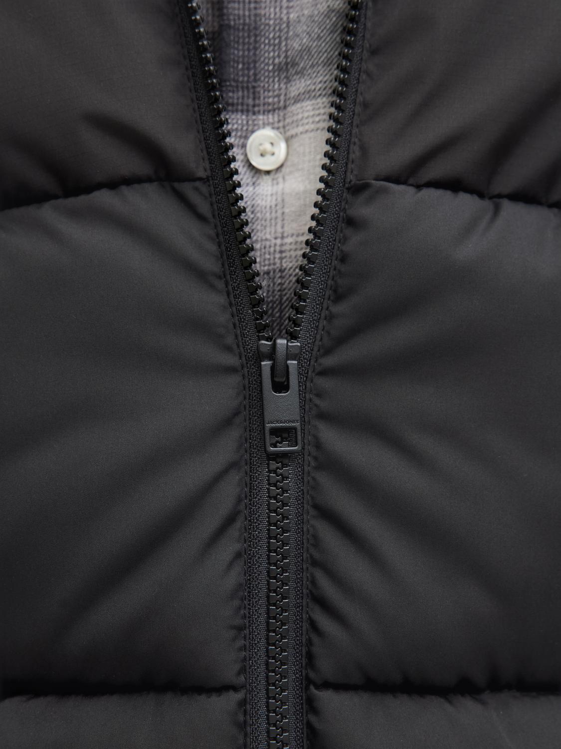 model_shot-detail