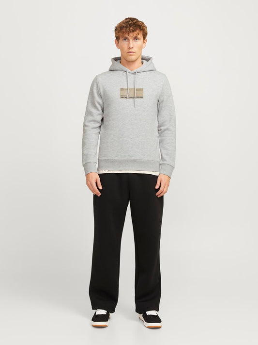 model_shot-front_full