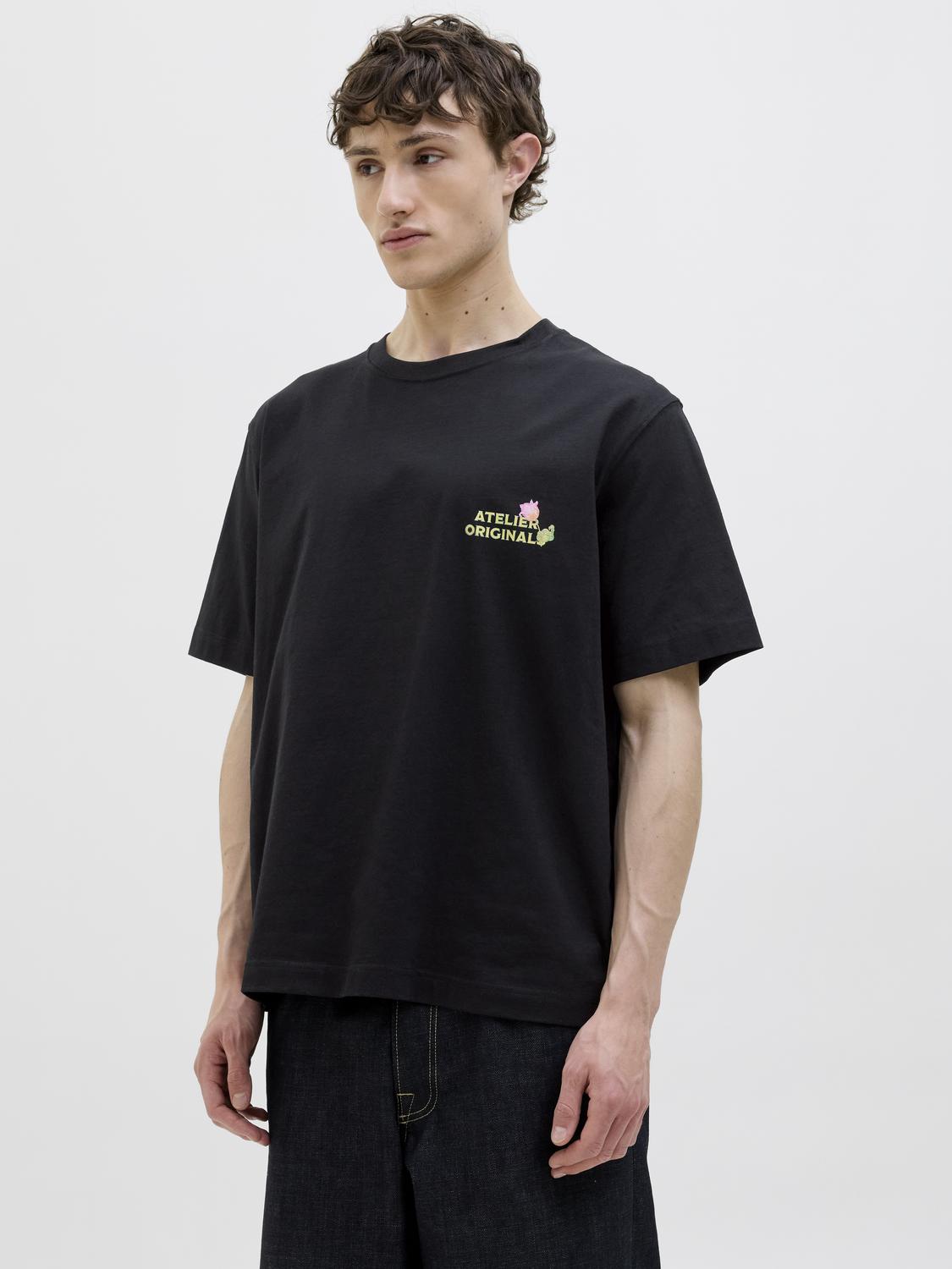 model_shot-front