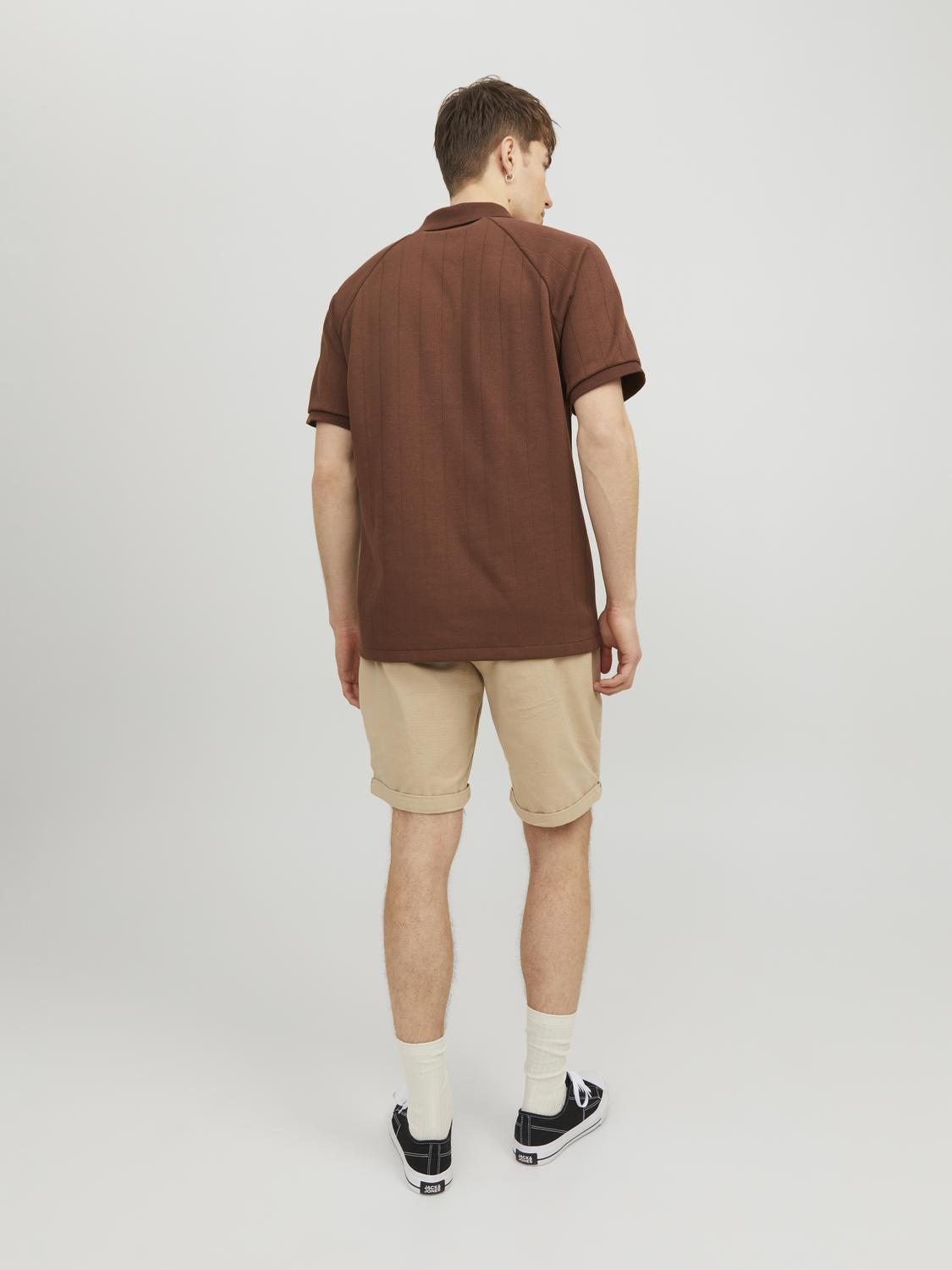 model_shot-back
