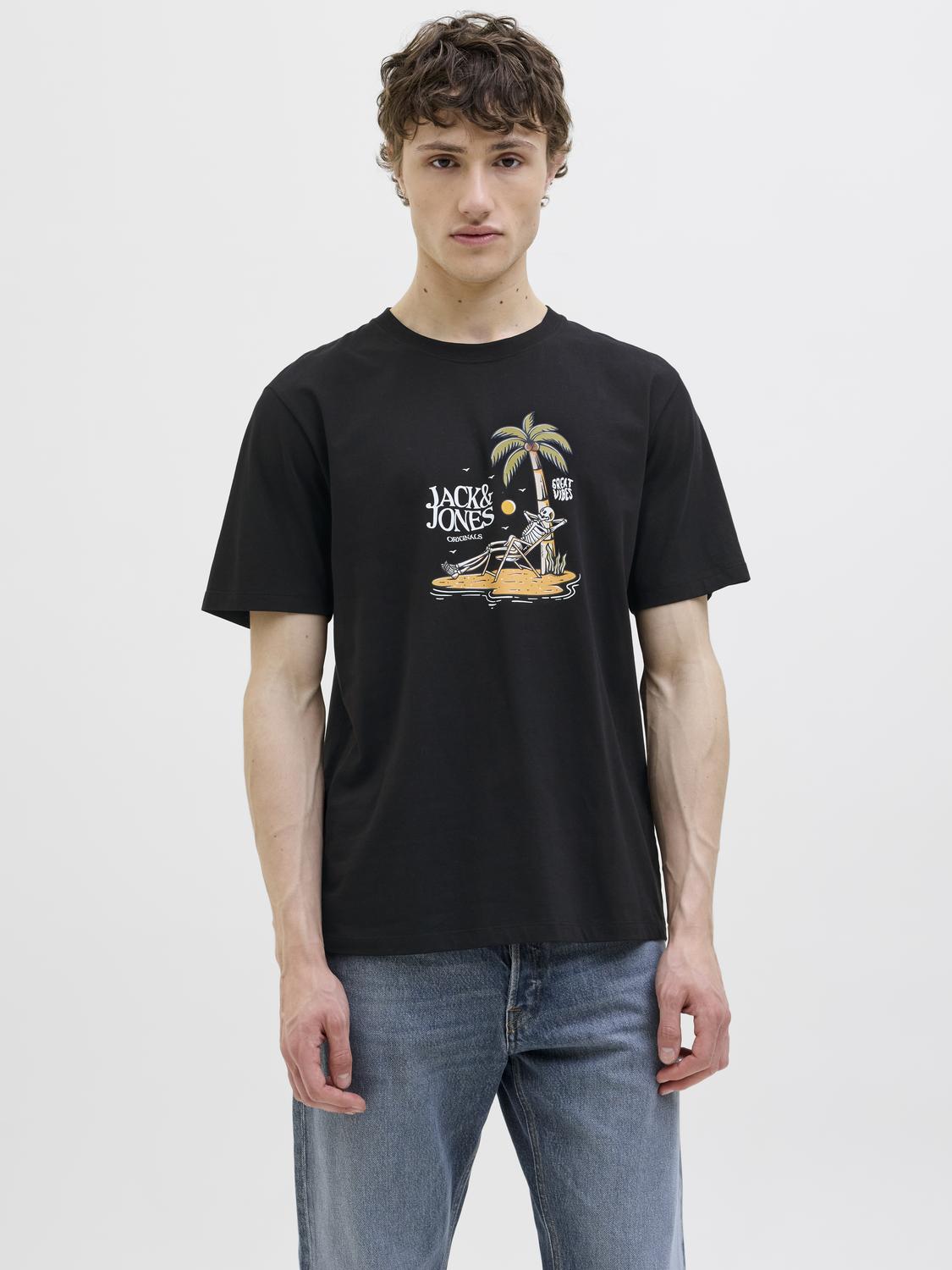 model_shot-front