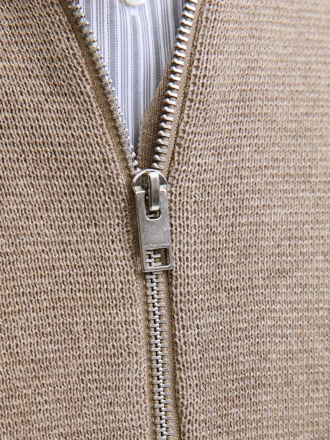 model_shot-detail