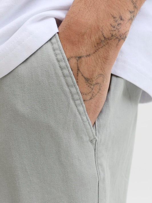 model_shot-detail