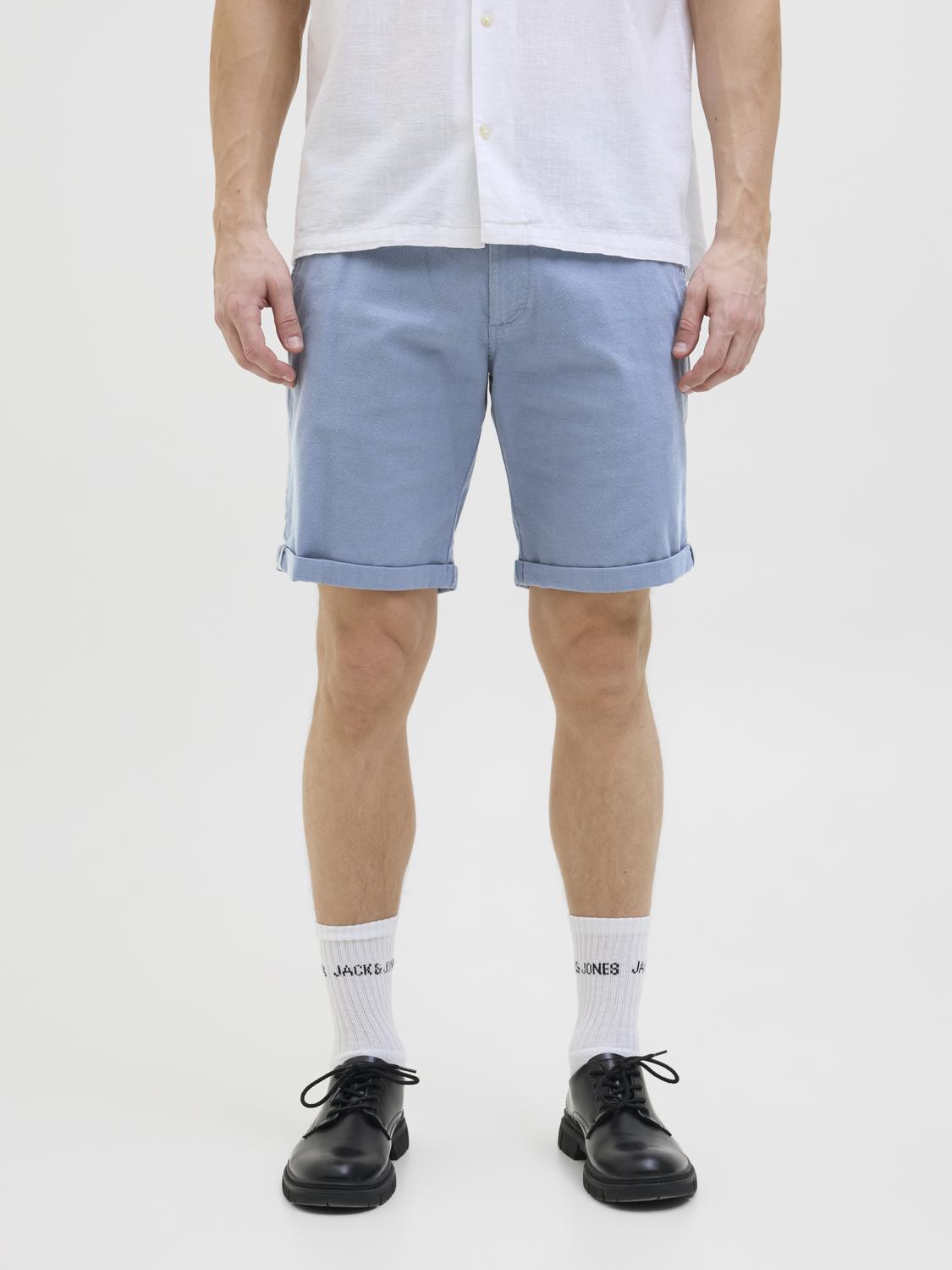 model_shot-front