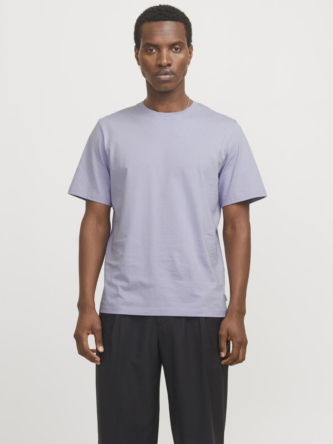 model_shot-front