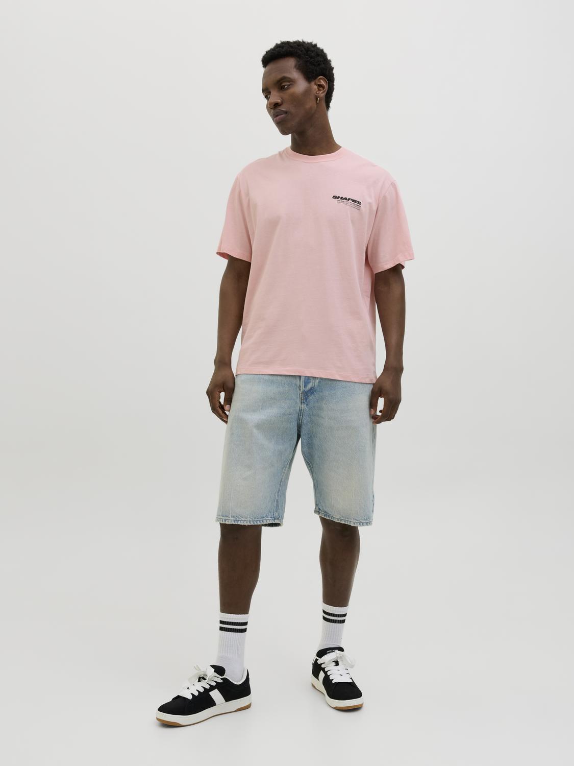model_shot-front_full