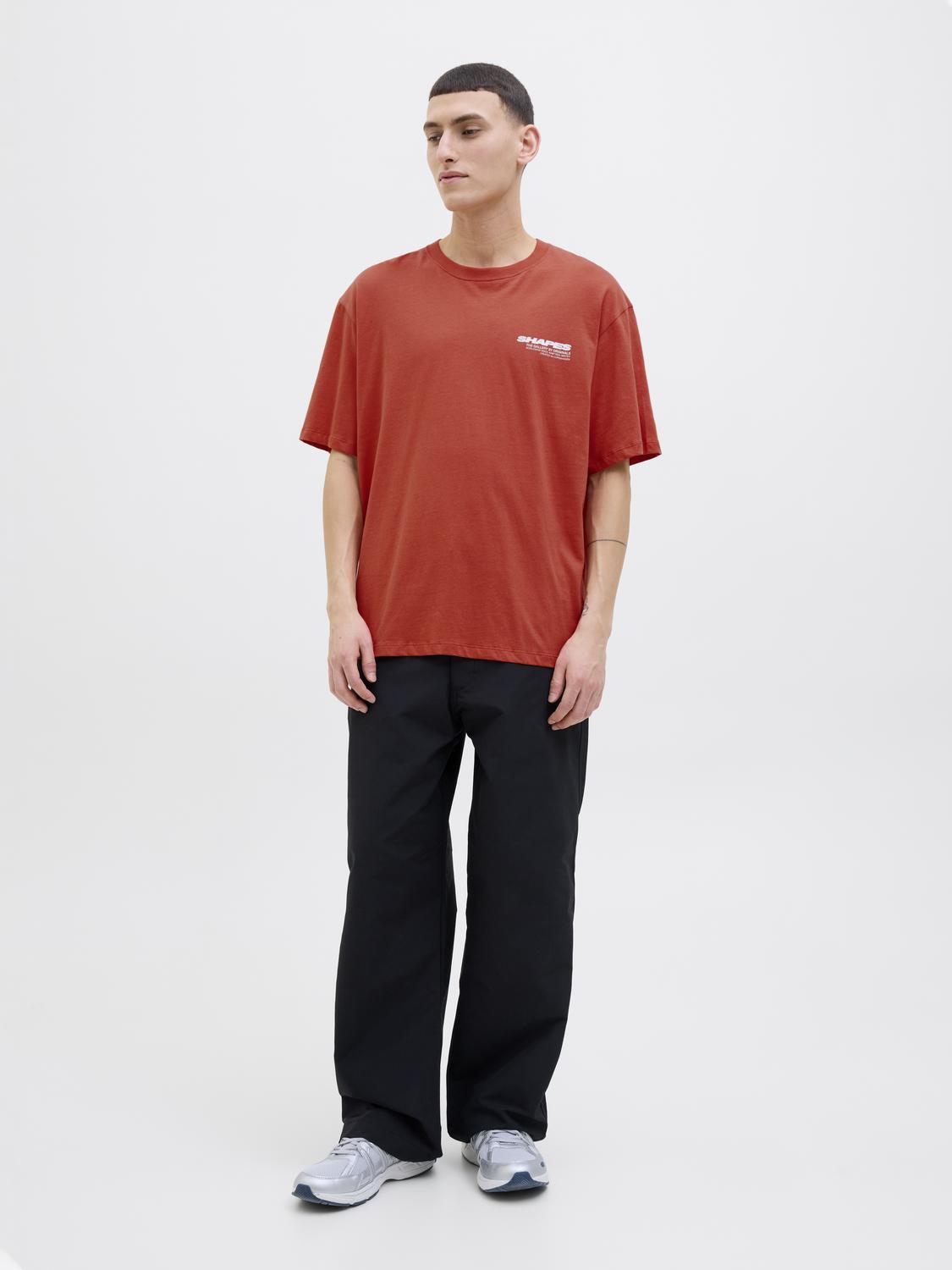 model_shot-front_full