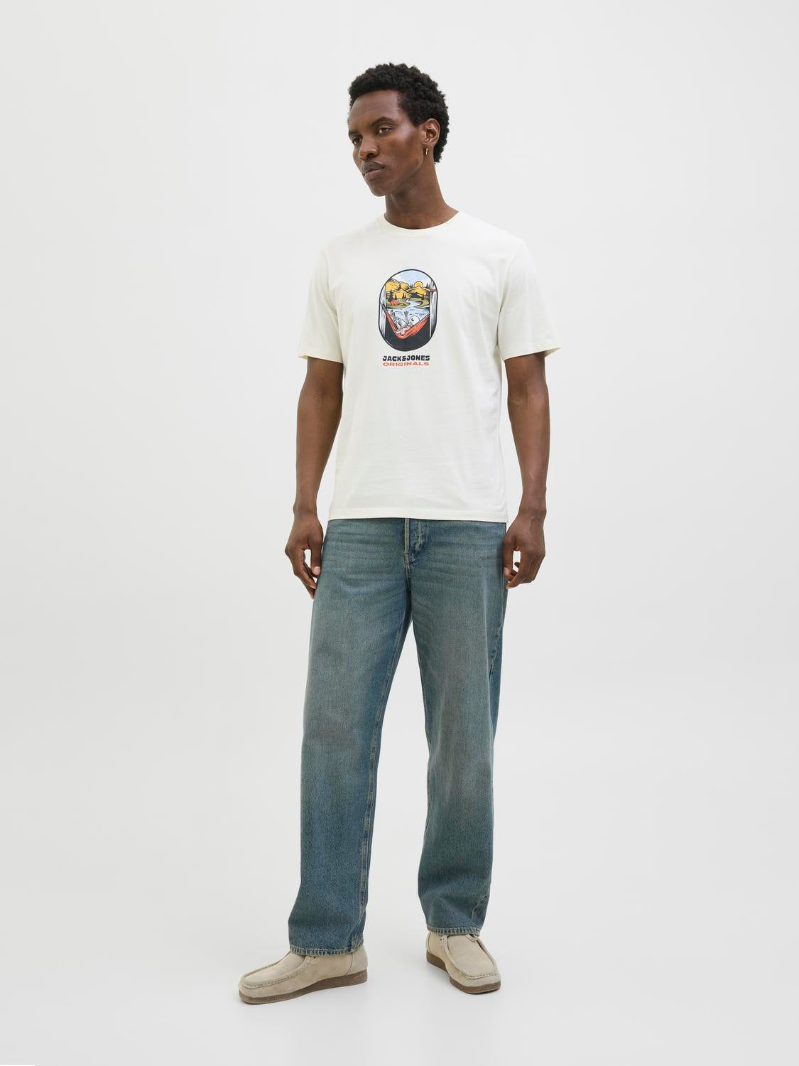 model_shot-front_full