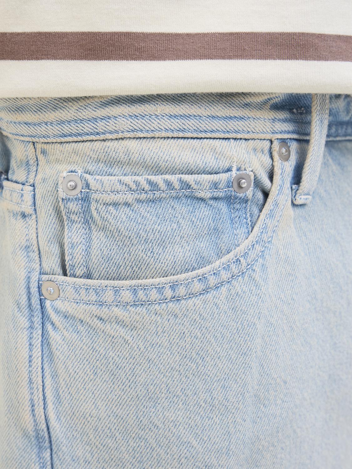 model_shot-detail