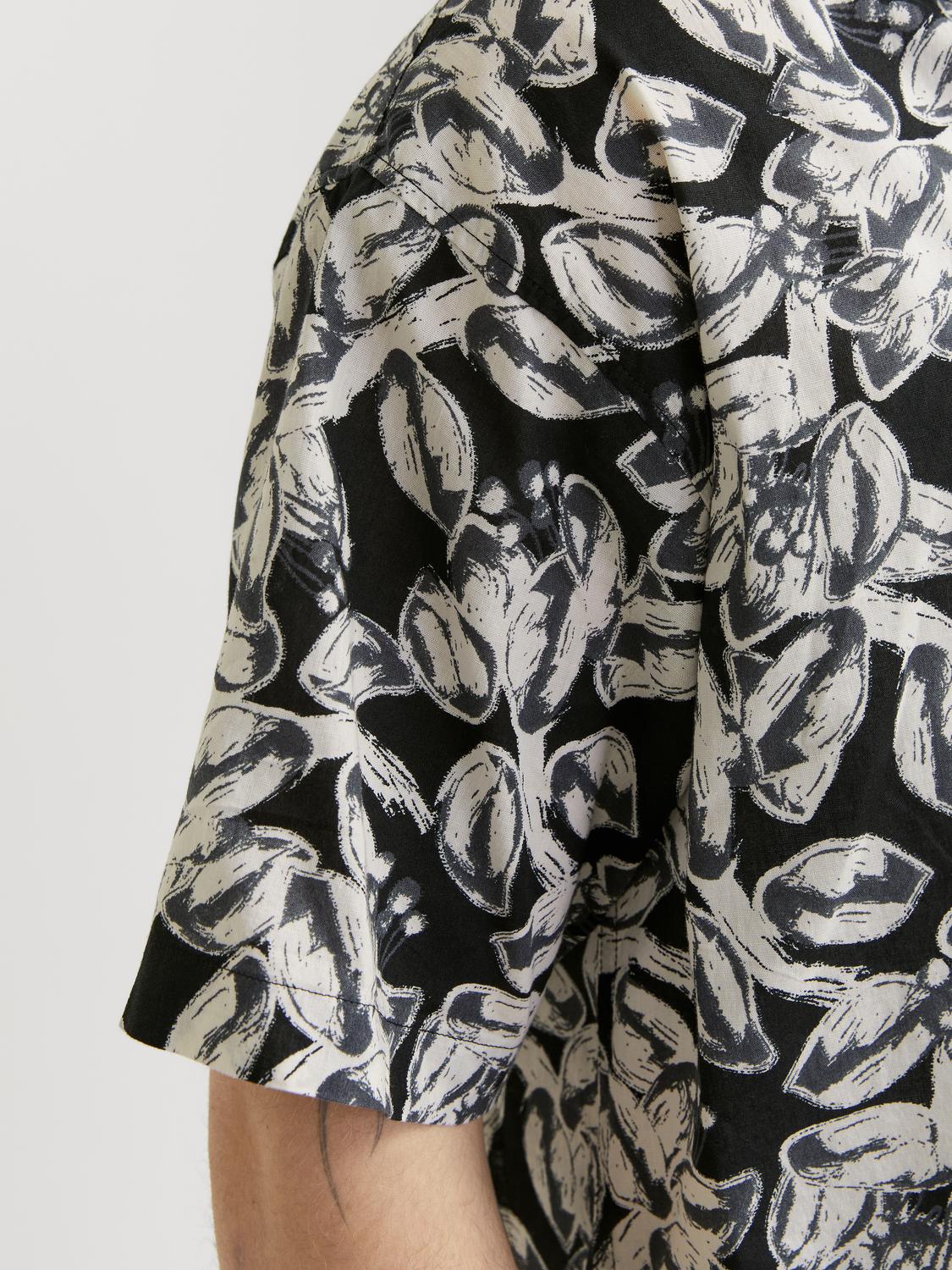 model_shot-detail
