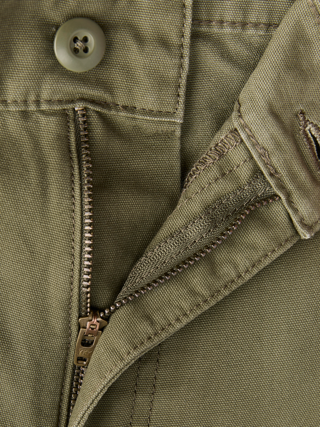 model_shot-detail