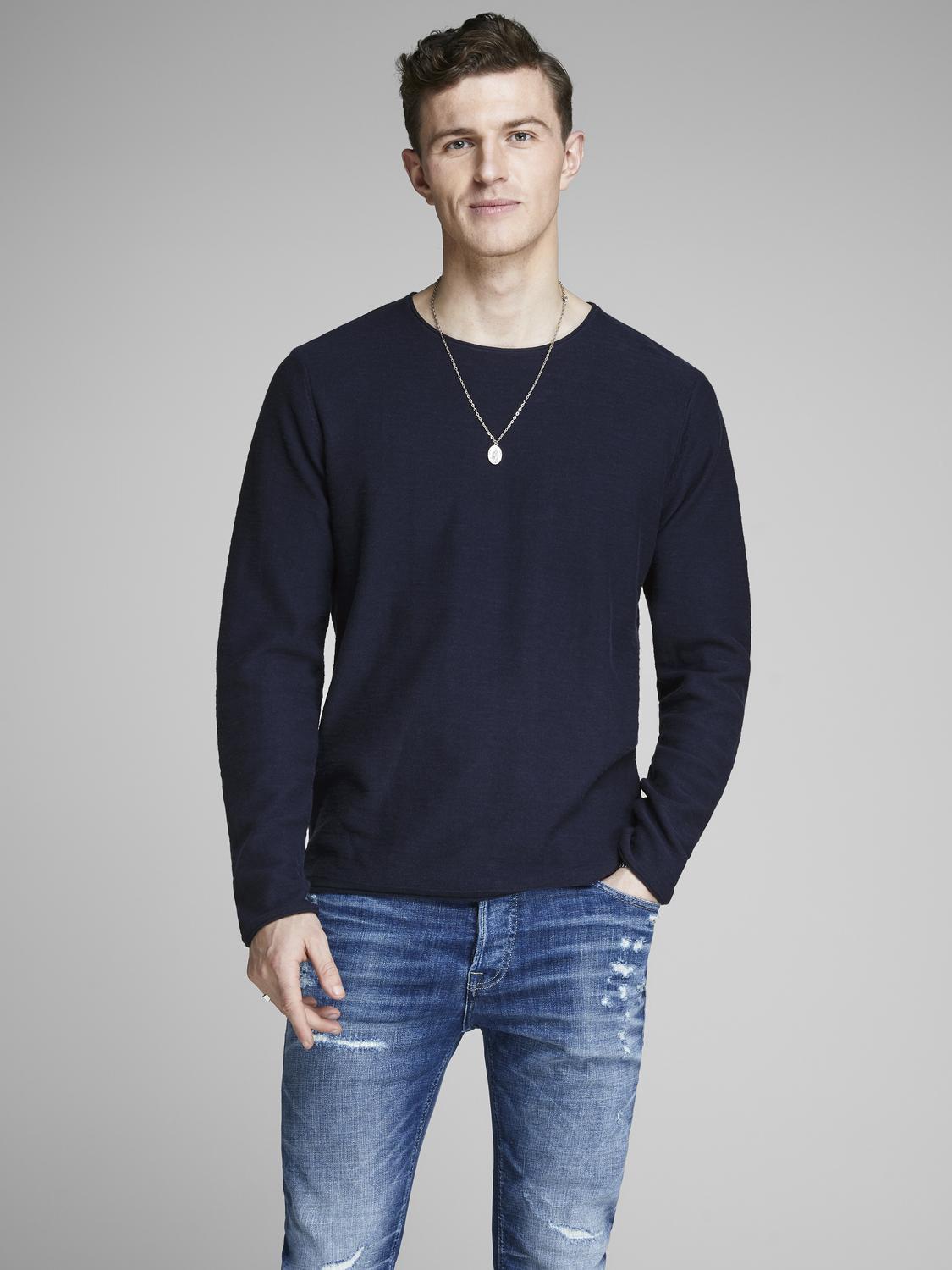 model_shot-front