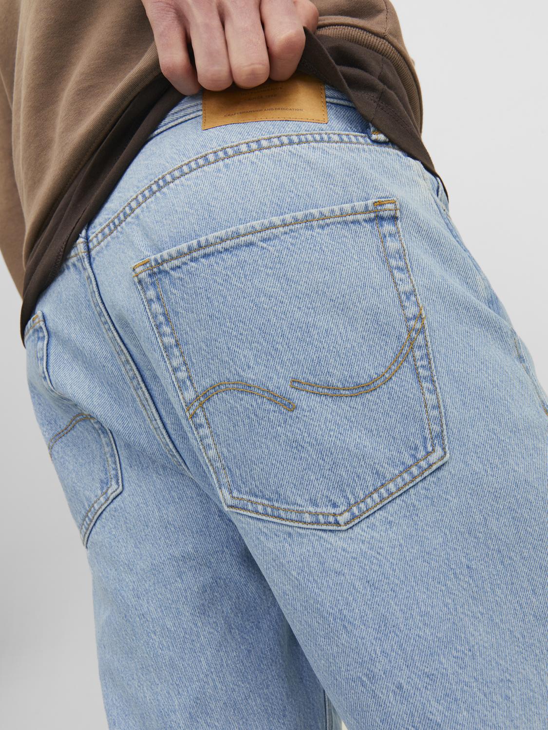 model_shot-detail