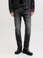 model_shot-front