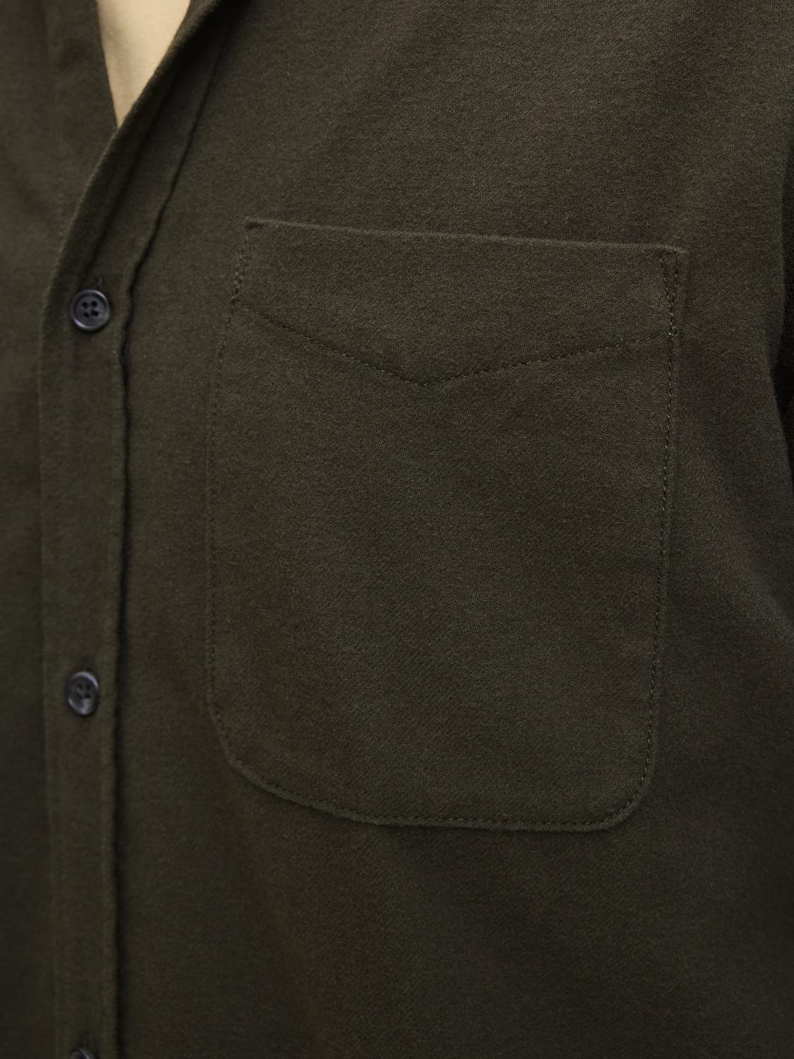 model_shot-detail