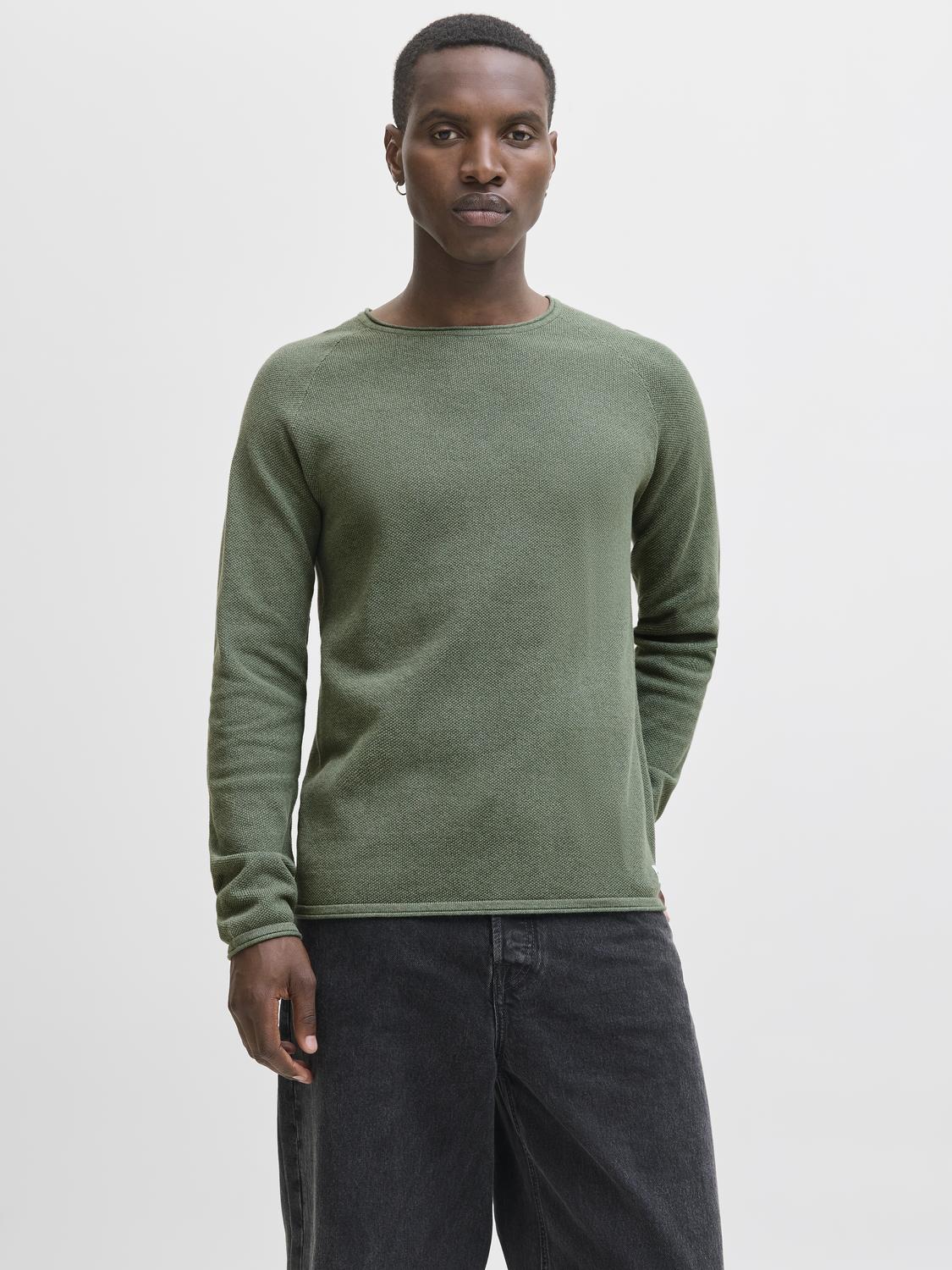 model_shot-front