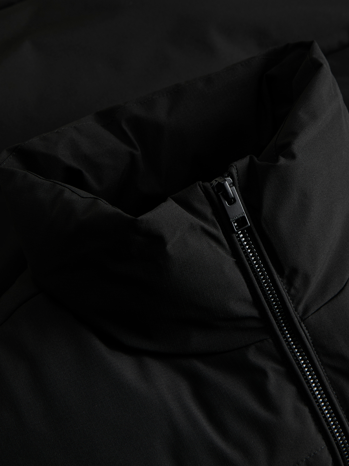 model_shot-detail