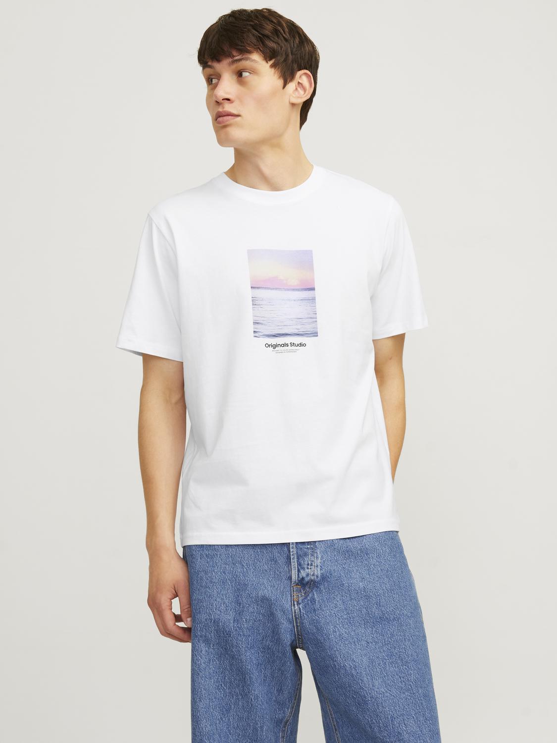 model_shot-front