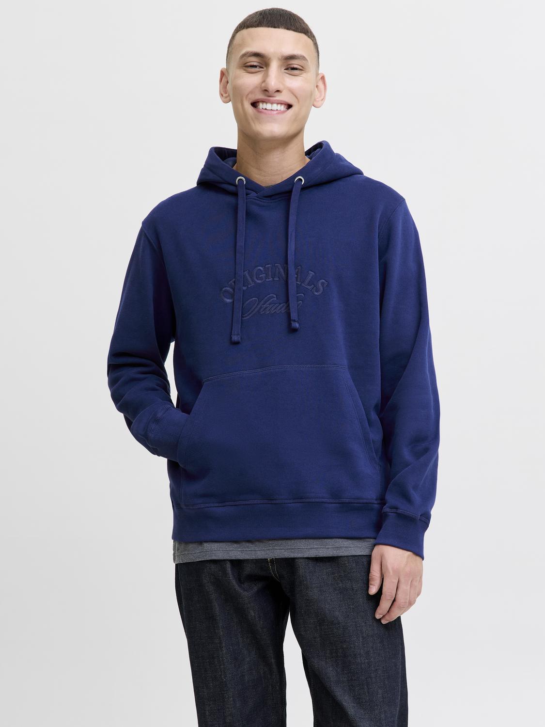 model_shot-front