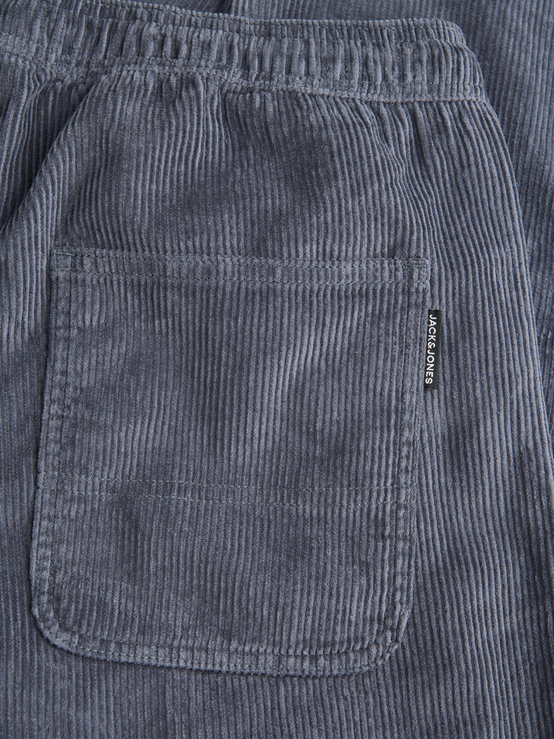 model_shot-detail