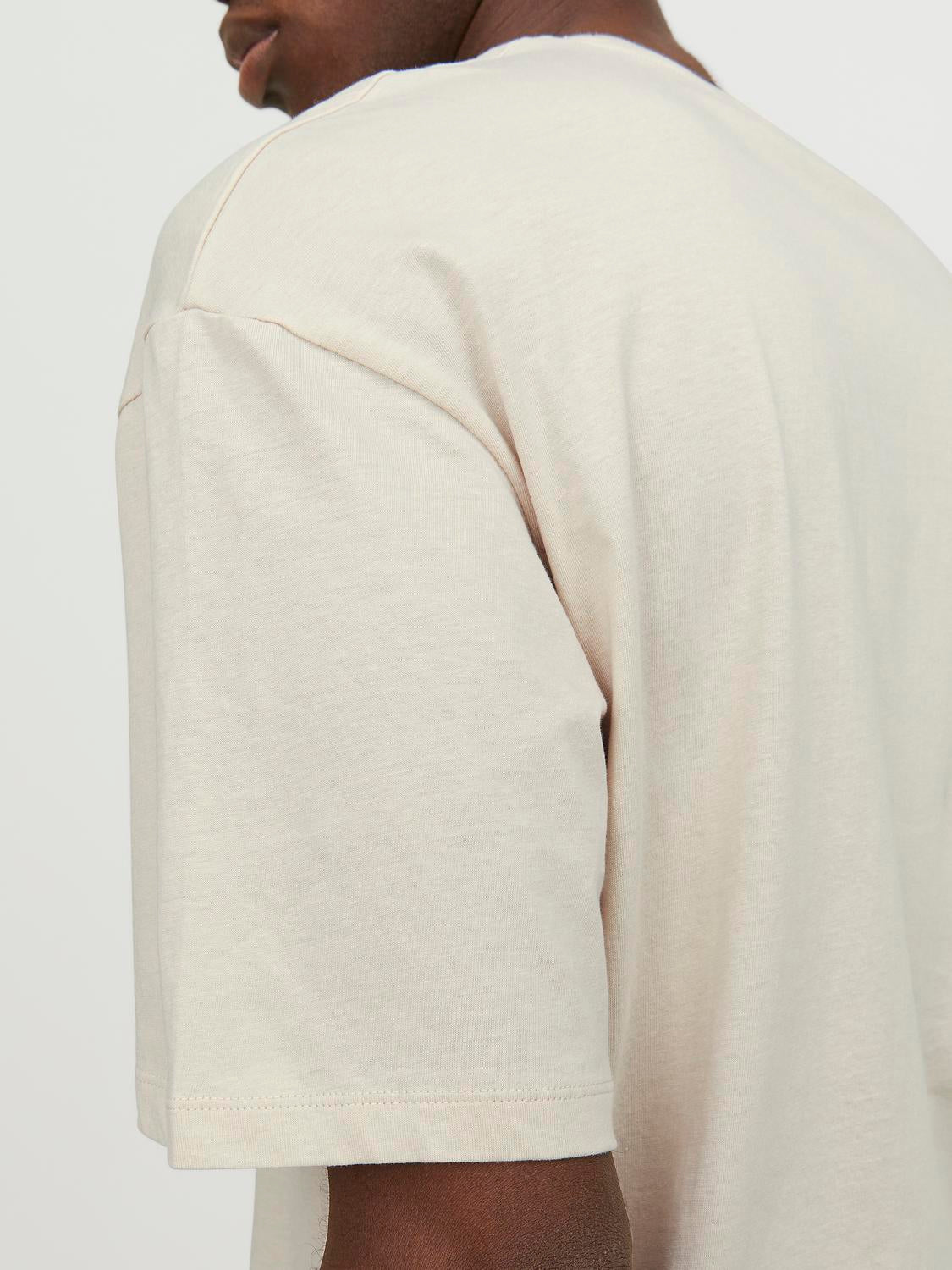 model_shot-detail