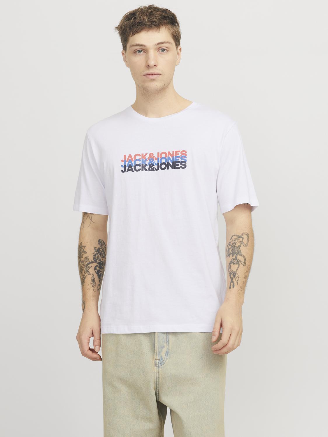 model_shot-front