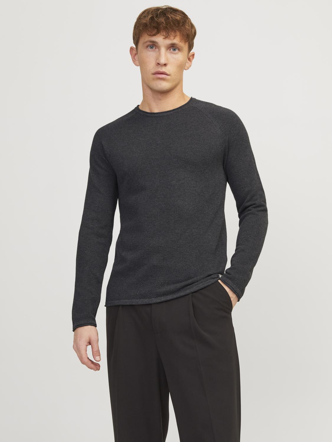 model_shot-front