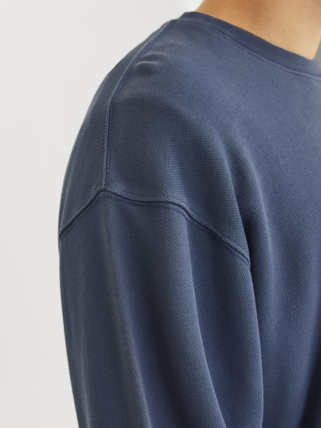 model_shot-detail