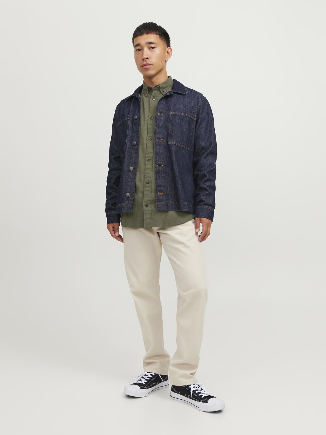 model_shot-front_full