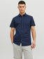 model_shot-front