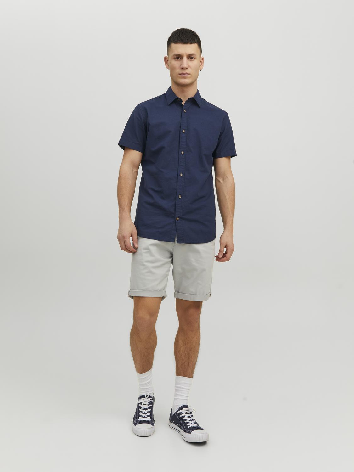 model_shot-front_full
