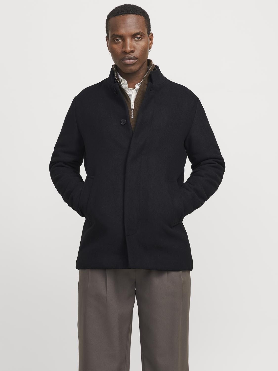 model_shot-front