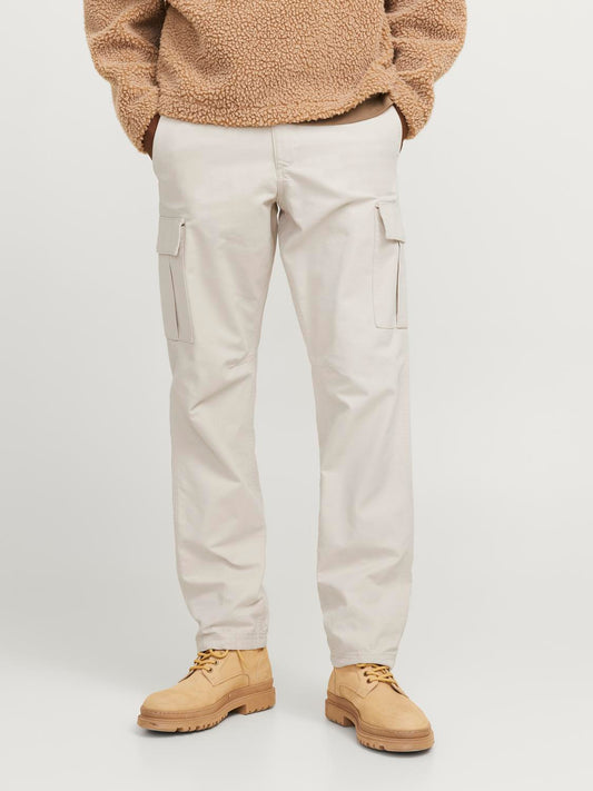 model_shot-front