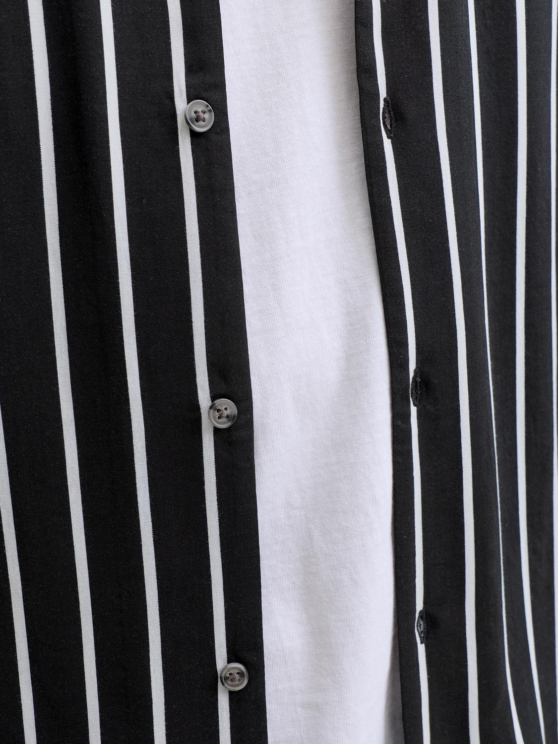 model_shot-detail