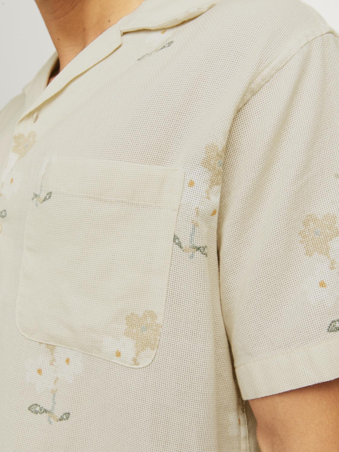 model_shot-detail