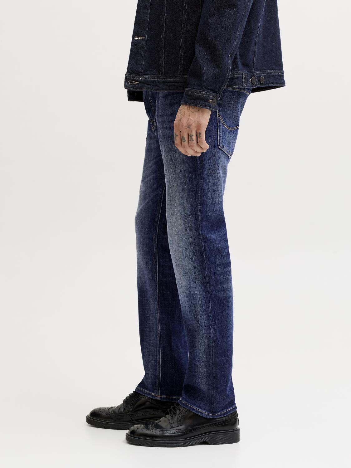 model_shot-detail