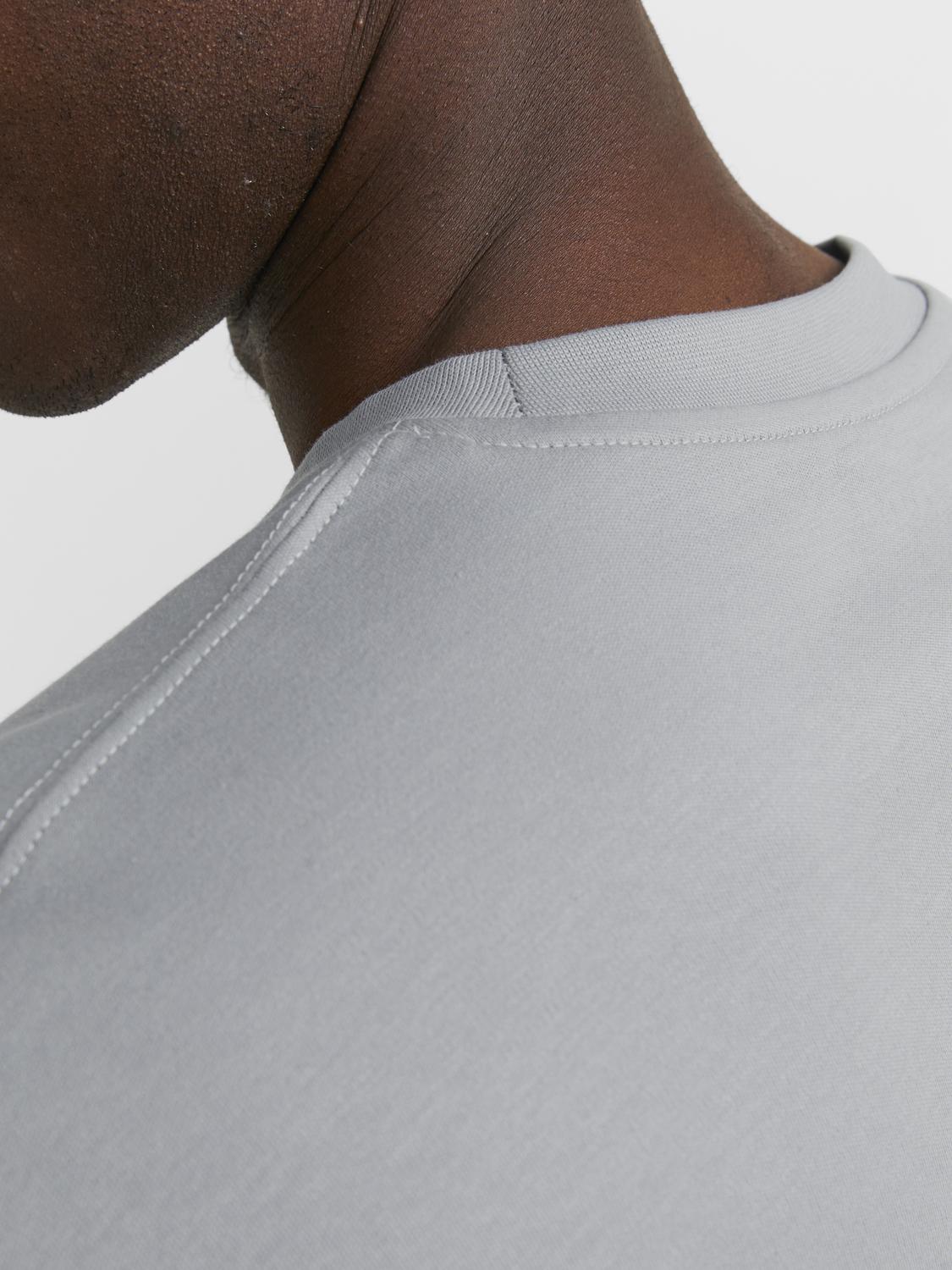 model_shot-detail