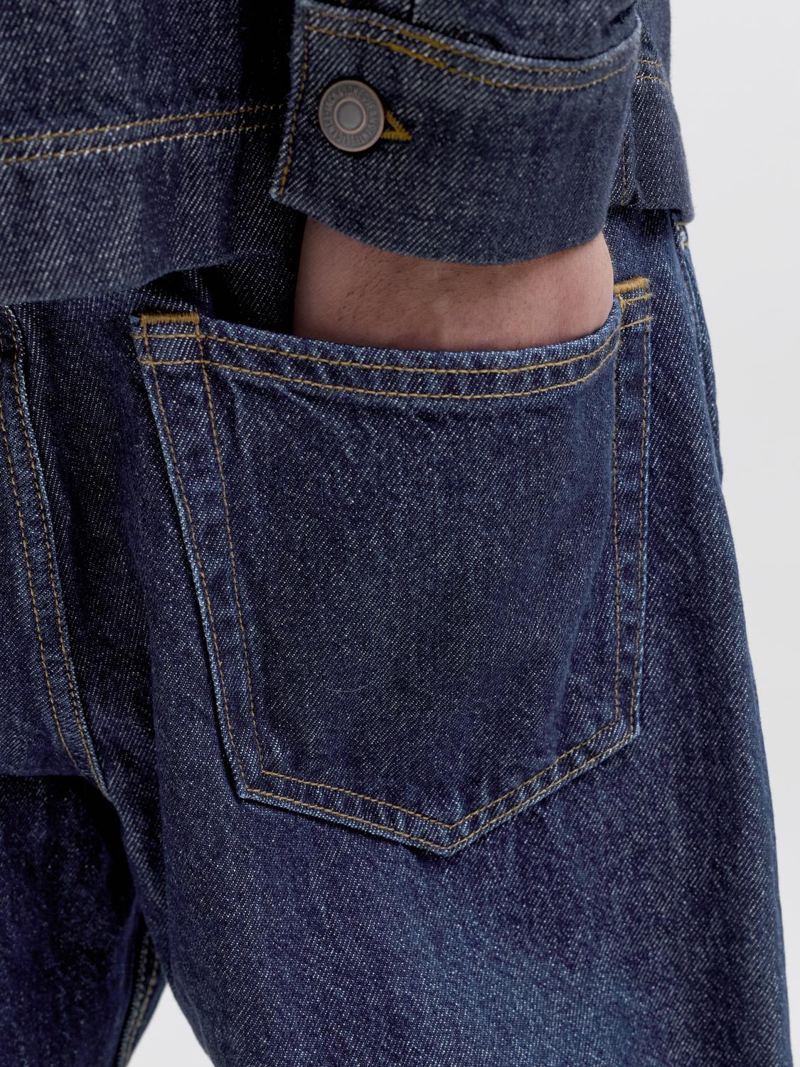 model_shot-detail