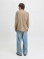 model_shot-back