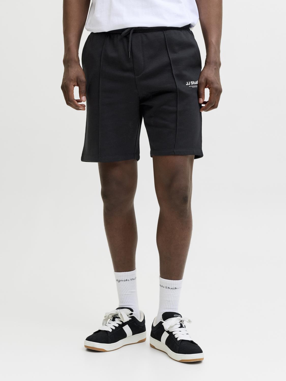 model_shot-front