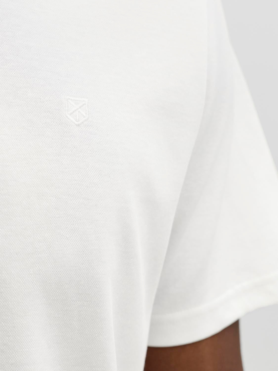 model_shot-detail