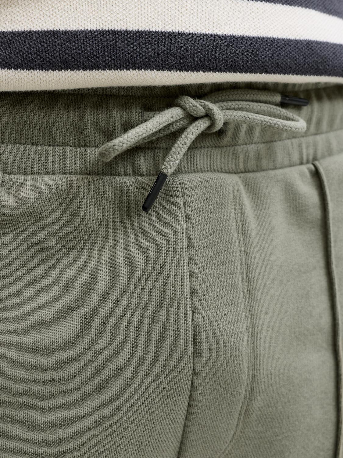 model_shot-detail
